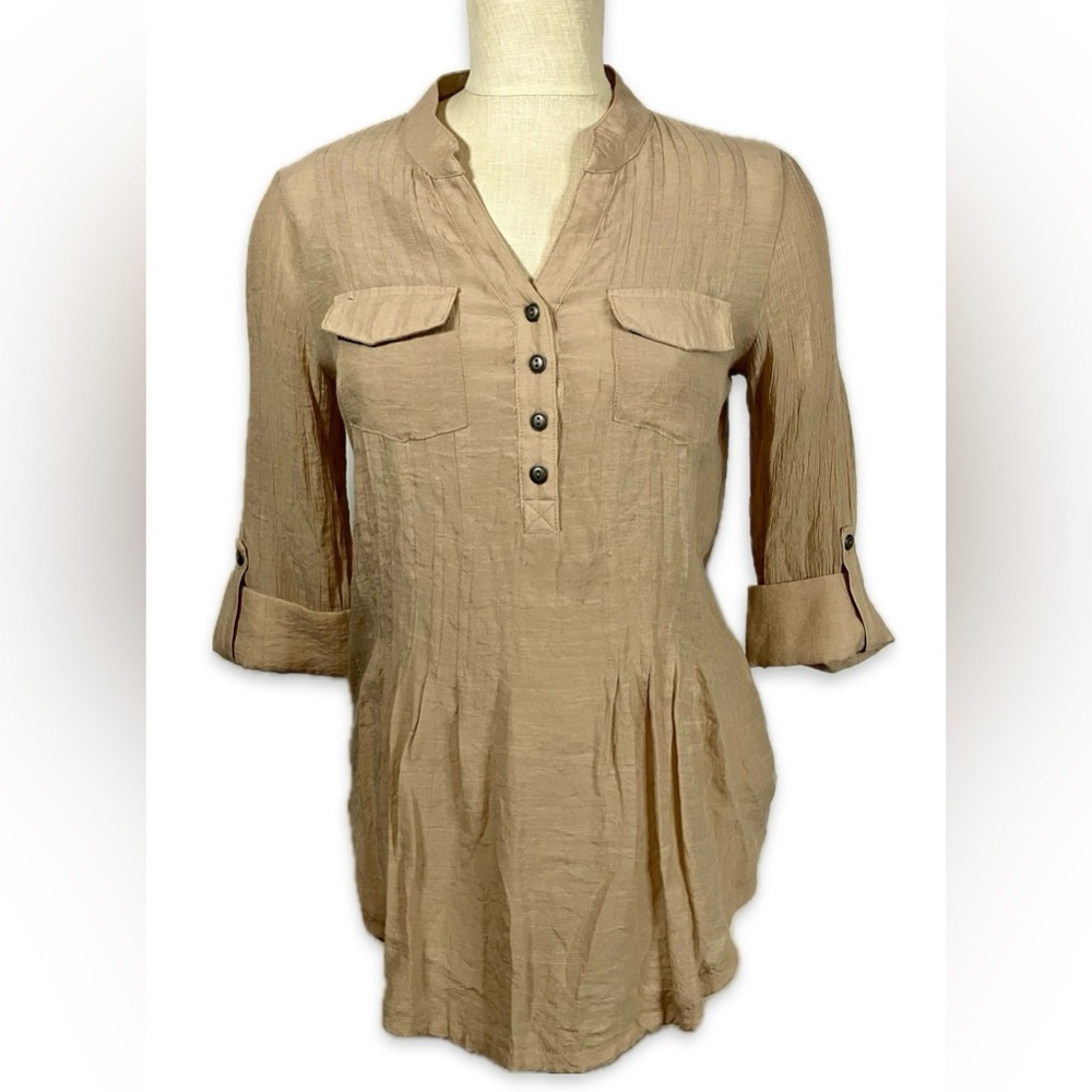 New Directions Tan Button-Up Tunic Henley Blouse with 3/4 Roll Tab Sleeves S GUC